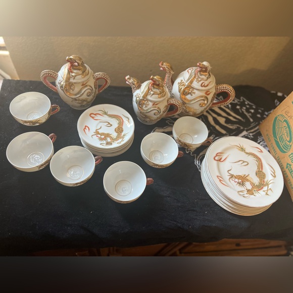Antique Dragonware teaset - Picture 1 of 16